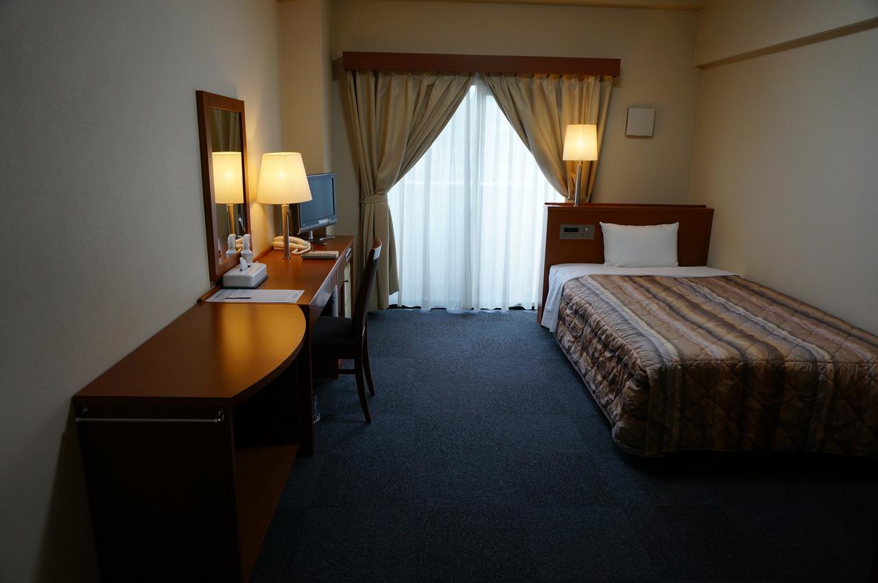 Business Hotel Shinten Imari Esterno foto