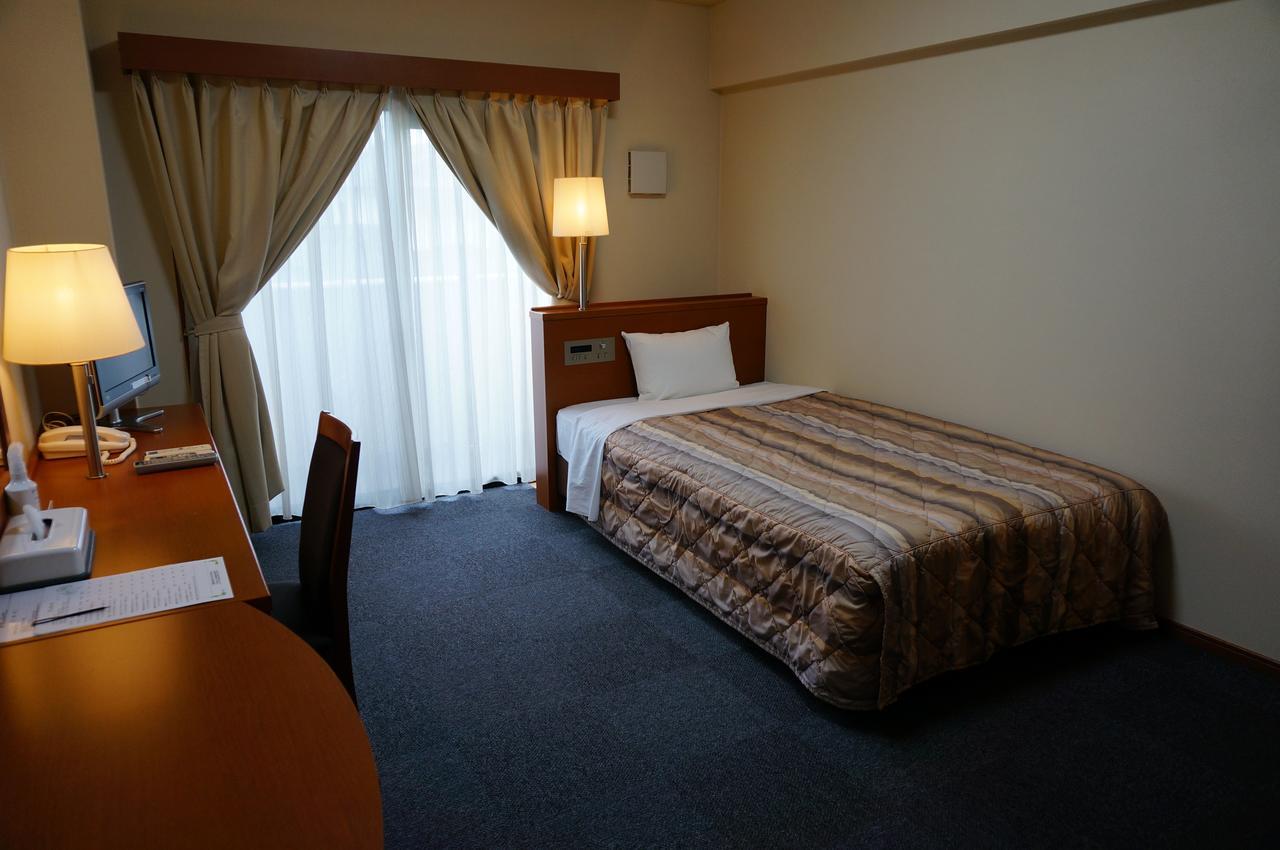 Business Hotel Shinten Imari Esterno foto